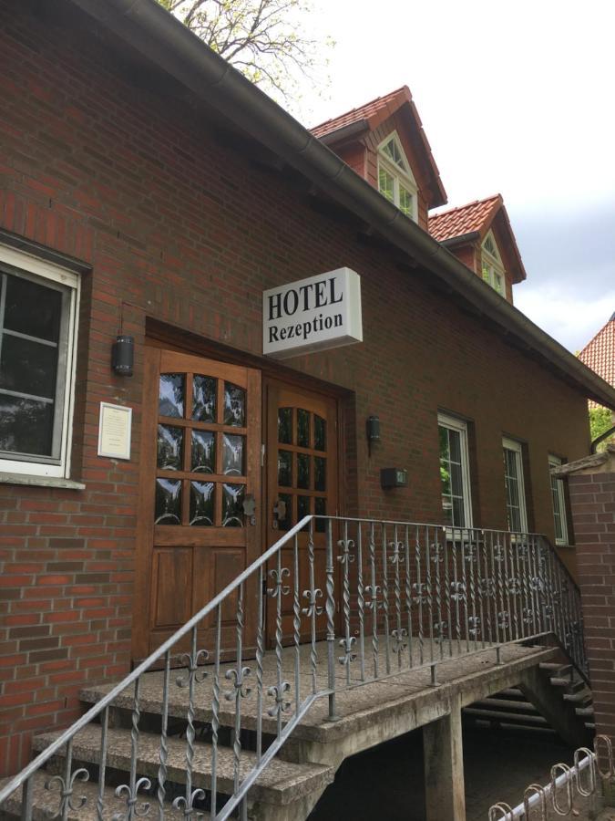 Hotellerie Gasthaus Schubert Garbsen Esterno foto