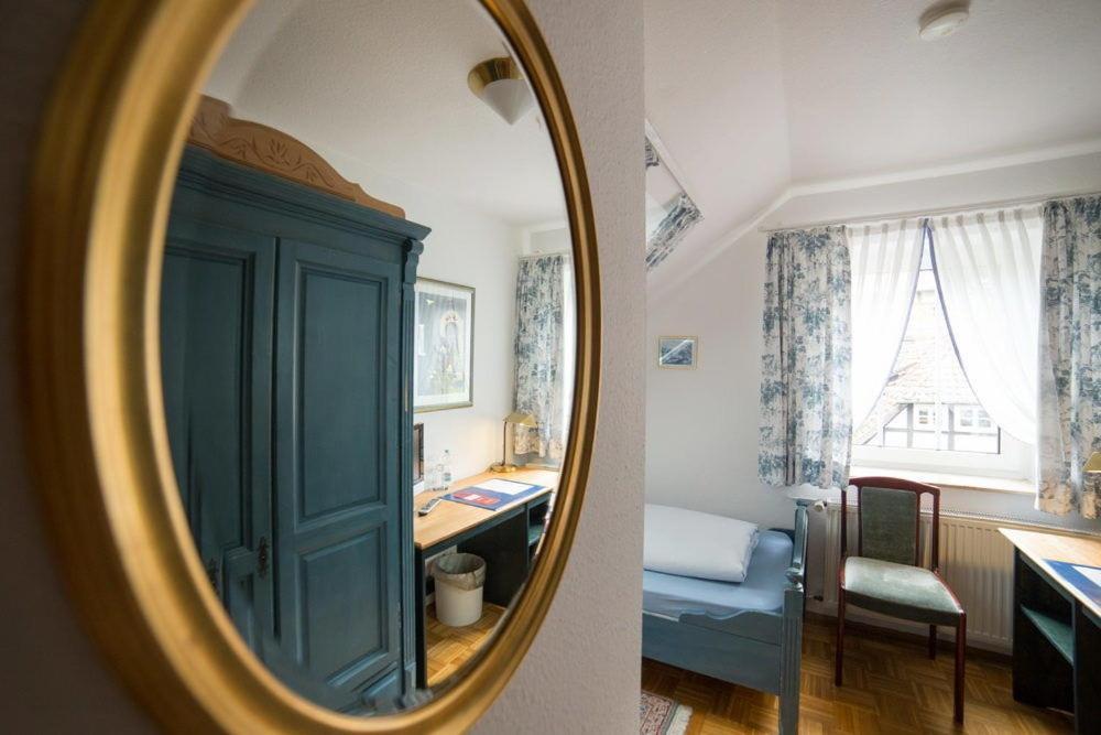 Hotellerie Gasthaus Schubert Garbsen Esterno foto