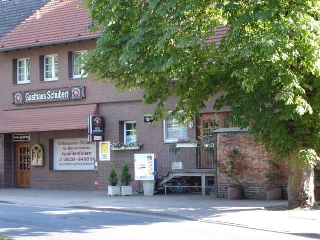 Hotellerie Gasthaus Schubert Garbsen Esterno foto