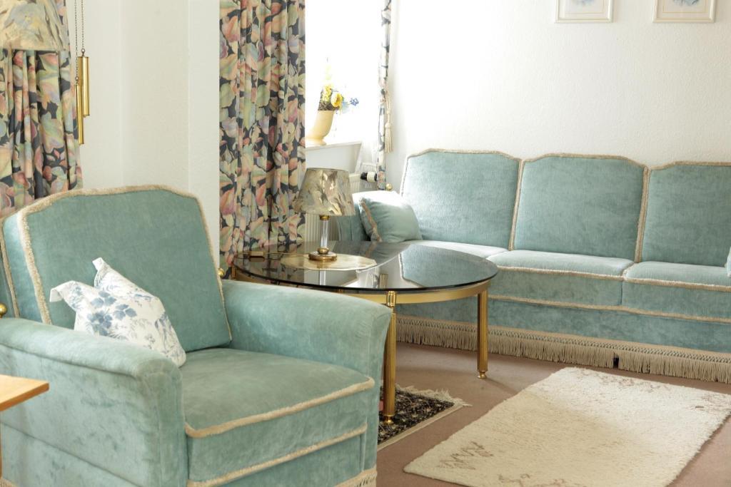 Hotellerie Gasthaus Schubert Garbsen Esterno foto